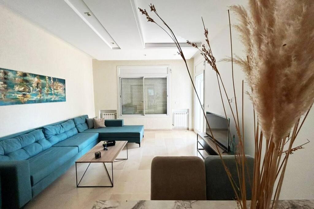Cosy Et Spacieux, Avec Balcon Ariana Ngoại thất bức ảnh